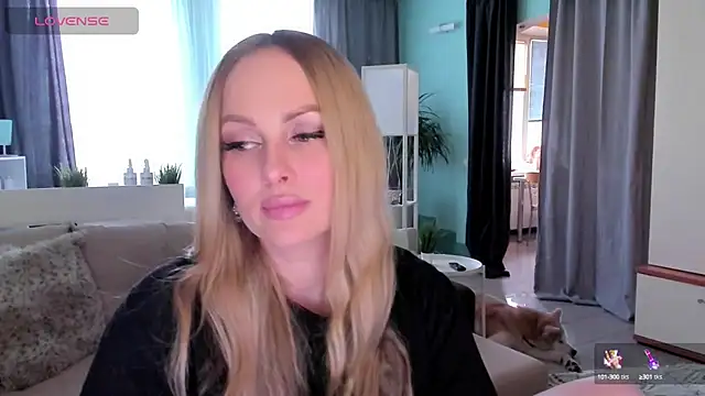 Snapshot of Libby_Nora chatting on March 13, 2025, 11:19 am Libby Nora online show from March 13, 2025, 11:19 am