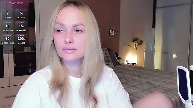 Libby Nora online show from November 12, 2025, 9:10 am