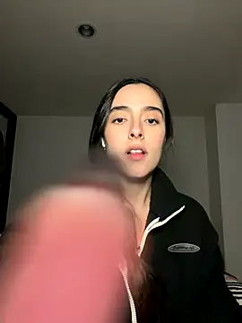 swrennn19 online show from December 2, 2025, 10:49 pm