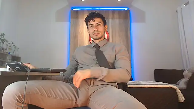 Snapshot of Andrew_4_ chatting on October 27, 2025, 4:49 am Andrew 4  online show from October 27, 2025, 4:49 am
