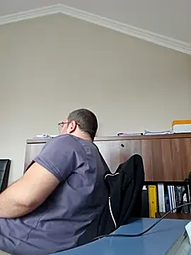 Snapshot of Andrew1900529 chatting on March 10, 2025, 12:48 pm Andrew1900529 online show from March 10, 2025, 12:48 pm