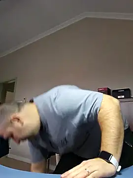 Snapshot of Andrew1900529 chatting on November 28, 2025, 8:06 am Andrew1900529 online show from November 28, 2025, 8:06 am