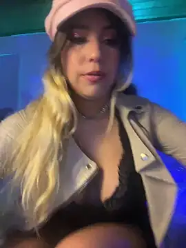 Snapshot of BA_BYY chatting on March 13, 2025, 10:43 pm BA BYY online show from March 13, 2025, 10:43 pm