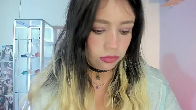 Snapshot of BA_BYY chatting on November 11, 2025, 8:31 pm BA BYY online show from November 11, 2025, 8:31 pm