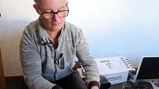 bigballnz online show from October 30, 2025, 7:47 pm