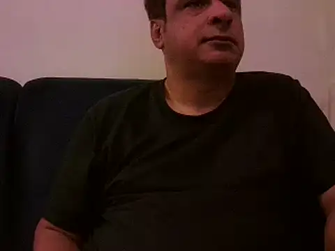 Snapshot of desipapaxxx chatting on February 3, 2025, 11:15 pm desipapaxxx online show from February 3, 2025, 11:15 pm