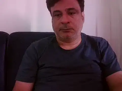 Snapshot of desipapaxxx chatting on February 6, 2025, 3:06 am desipapaxxx online show from February 6, 2025, 3:06 am