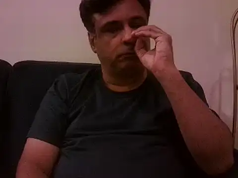 Snapshot of desipapaxxx chatting on February 13, 2025, 3:03 pm desipapaxxx online show from February 13, 2025, 3:03 pm