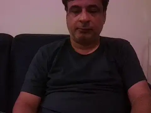 Snapshot of desipapaxxx chatting on February 15, 2025, 2:15 am desipapaxxx online show from February 15, 2025, 2:15 am