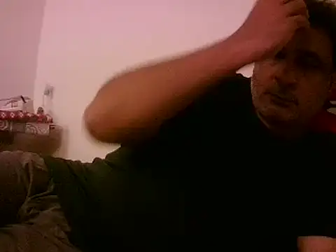 Snapshot of desipapaxxx chatting on February 16, 2025, 9:48 pm desipapaxxx online show from February 16, 2025, 9:48 pm