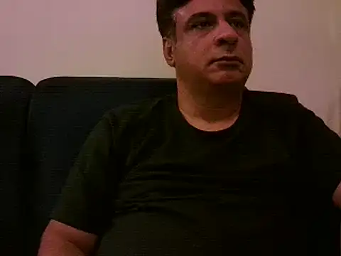 Snapshot of desipapaxxx chatting on February 17, 2025, 6:37 pm desipapaxxx online show from February 17, 2025, 6:37 pm
