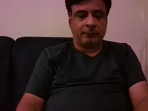 Snapshot of desipapaxxx chatting on February 19, 2025, 7:59 pm desipapaxxx online show from February 19, 2025, 7:59 pm