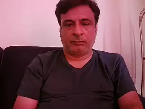 Snapshot of desipapaxxx chatting on March 14, 2025, 11:34 am desipapaxxx online show from March 14, 2025, 11:34 am