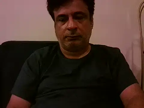 Snapshot of desipapaxxx chatting on March 14, 2025, 9:32 pm desipapaxxx online show from March 14, 2025, 9:32 pm