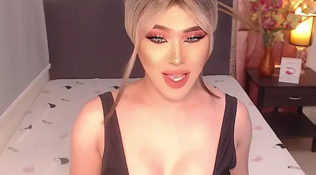 Snapshot of MistressAthalia chatting on February 25, 2025, 1:52 am MistressAthalia online show from February 25, 2025, 1:52 am