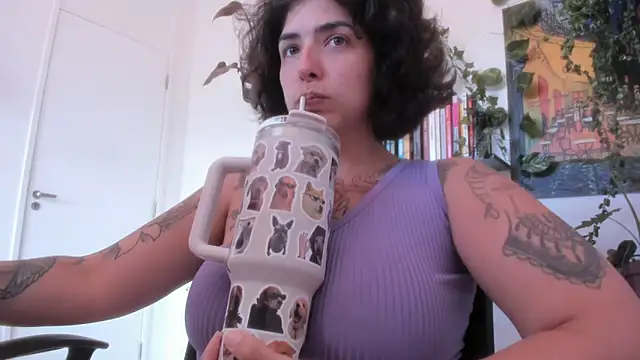 Snapshot of TaliMajesty chatting on October 23, 2025, 4:50 pm TaliMajesty online show from October 23, 2025, 4:50 pm