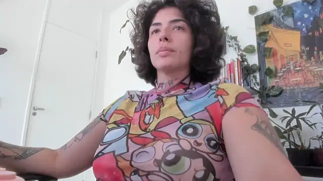 Snapshot of TaliMajesty chatting on November 6, 2025, 10:05 am TaliMajesty online show from November 6, 2025, 10:05 am