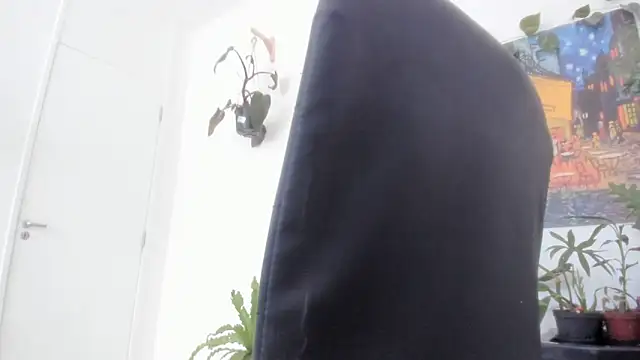 Snapshot of TaliMajesty chatting on November 7, 2025, 11:54 am TaliMajesty online show from November 7, 2025, 11:54 am