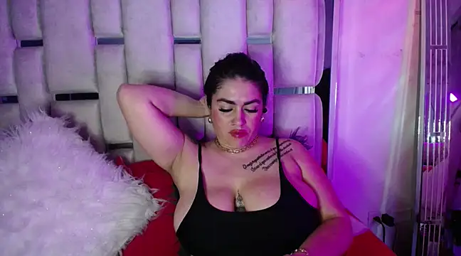 Snapshot of chelaqueen_ chatting on March 14, 2025, 2:20 am chelaqueen online show from March 14, 2025, 2:20 am