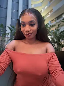 Snapshot of __Nessa__ chatting on November 29, 2025, 1:36 pm Nessa online show from November 29, 2025, 1:36 pm