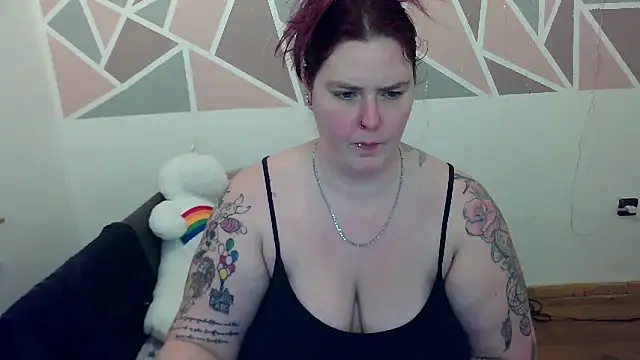 JoyceKyra91 online show from February 13, 2025, 4:50 pm