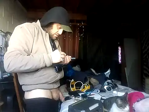 Snapshot of N8daMac chatting on January 24, 2025, 11:45 pm N8daMac online show from January 24, 2025, 11:45 pm