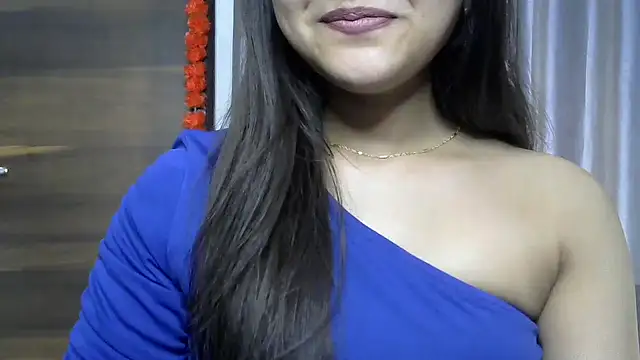 selen 5 online show from October 17, 2025, 6:43 pm