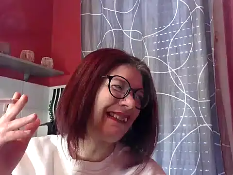 jennylovence online show from January 14, 2025, 12:24 pm