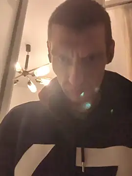 maciej online show from December 13, 2025, 11:21 pm