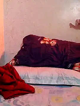 Snapshot of QueenSoreal chatting on February 12, 2025, 5:26 pm QueenSoreal online show from February 12, 2025, 5:26 pm