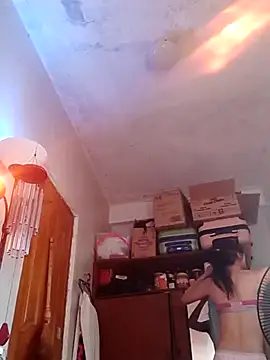 Snapshot of QueenSoreal chatting on February 25, 2025, 5:15 pm QueenSoreal online show from February 25, 2025, 5:15 pm