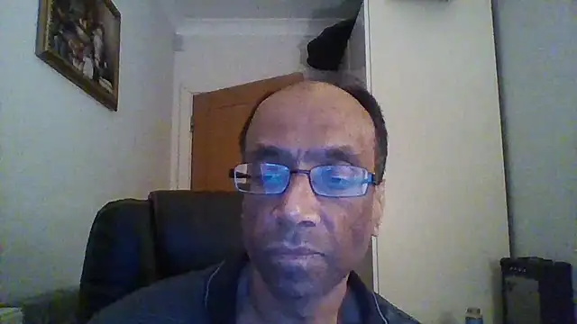 Snapshot of rauncher1 chatting on March 16, 2025, 11:47 pm rauncher1 online show from March 16, 2025, 11:47 pm