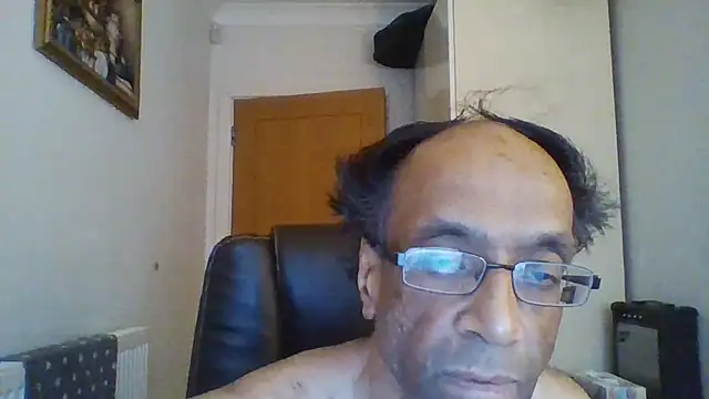 Snapshot of rauncher1 chatting on September 19, 2025, 9:11 am rauncher1 online show from September 19, 2025, 9:11 am