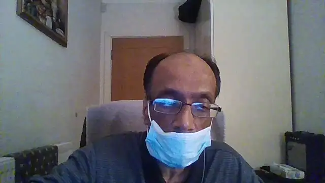 Snapshot of rauncher1 chatting on October 30, 2025, 11:38 pm rauncher1 online show from October 30, 2025, 11:38 pm