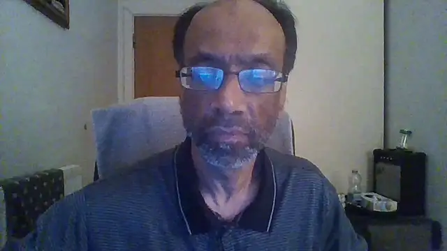 Snapshot of rauncher1 chatting on November 7, 2025, 12:43 am rauncher1 online show from November 7, 2025, 12:43 am