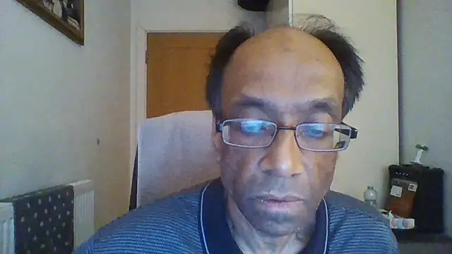 Snapshot of rauncher1 chatting on November 11, 2025, 9:20 am rauncher1 online show from November 11, 2025, 9:20 am