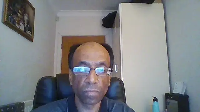 Snapshot of rauncher1 chatting on December 5, 2025, 1:09 pm rauncher1 online show from December 5, 2025, 1:09 pm