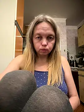 Snapshot of Susanel chatting on November 14, 2025, 9:57 pm Susanel online show from November 14, 2025, 9:57 pm