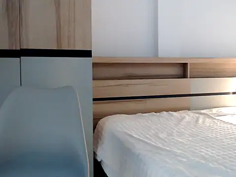 nareethai online show from October 6, 2025, 5:49 am