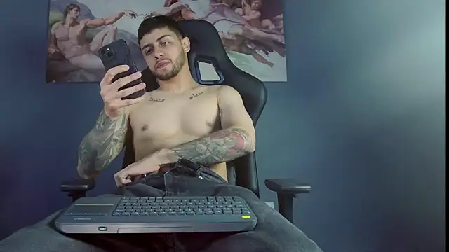 alessandro duty online show from November 25, 2025, 12:21 am