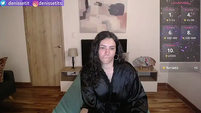 Snapshot of DenisseTits chatting on February 1, 2025, 11:27 pm DenisseTits online show from February 1, 2025, 11:27 pm