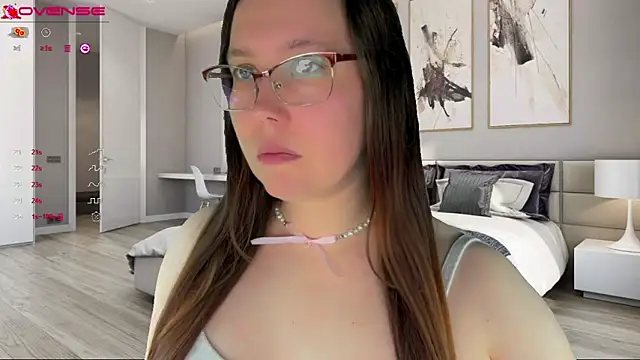 Victoria Romans online show from September 10, 2025, 4:34 am