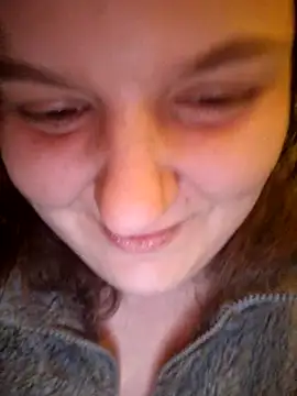 Cutegirlforyou online show from March 15, 2025, 8:04 am