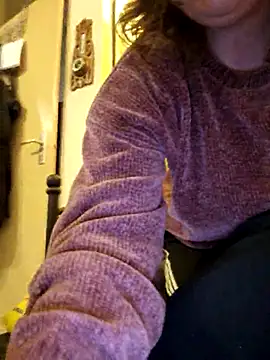 Cutegirlforyou online show from March 19, 2025, 6:57 am