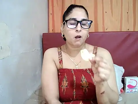 Snapshot of Indiankushy chatting on November 5, 2025, 4:29 pm Indiankushy online show from November 5, 2025, 4:29 pm