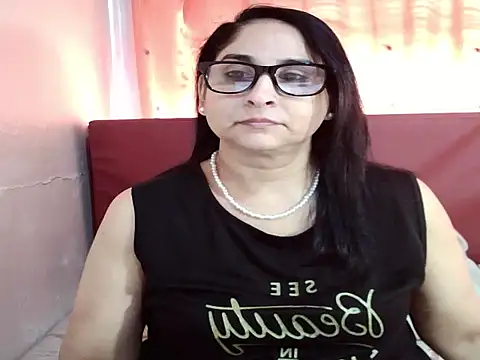 Snapshot of Indiankushy chatting on December 14, 2025, 7:25 am Indiankushy online show from December 14, 2025, 7:25 am