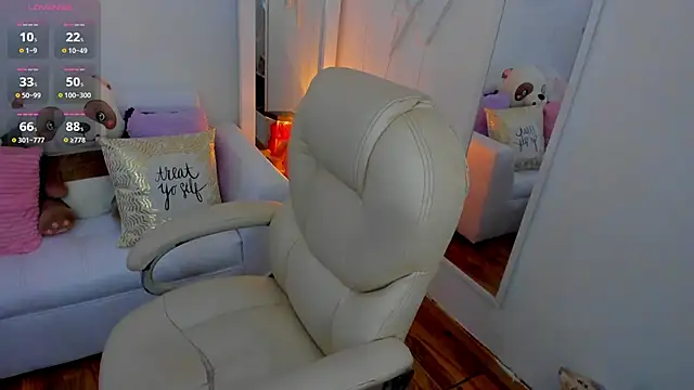 zobe love online show from January 28, 2025, 5:35 pm