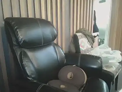 Snapshot of sara_kimoo chatting on February 27, 2025, 8:31 pm sara kimoo online show from February 27, 2025, 8:31 pm