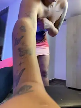 Snapshot of Victoria14_ chatting on October 8, 2025, 8:06 pm Victoria14  online show from October 8, 2025, 8:06 pm