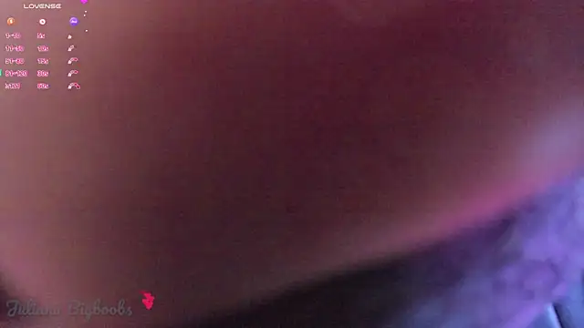 Snapshot of Juliana_bigboobs chatting on November 2, 2025, 7:11 am Juliana bigboobs online show from November 2, 2025, 7:11 am